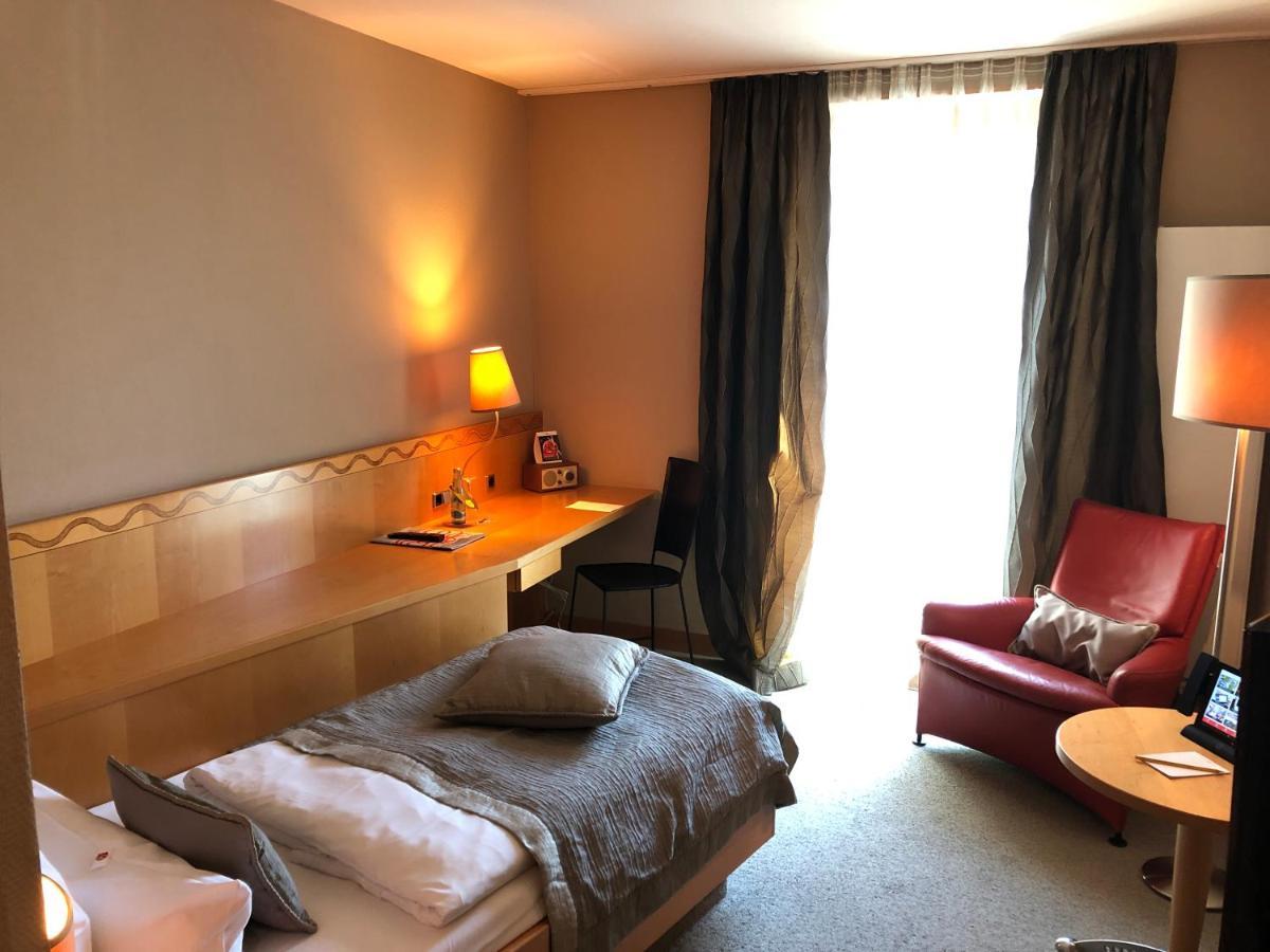 Hotel Gude Kassel Exteriör bild