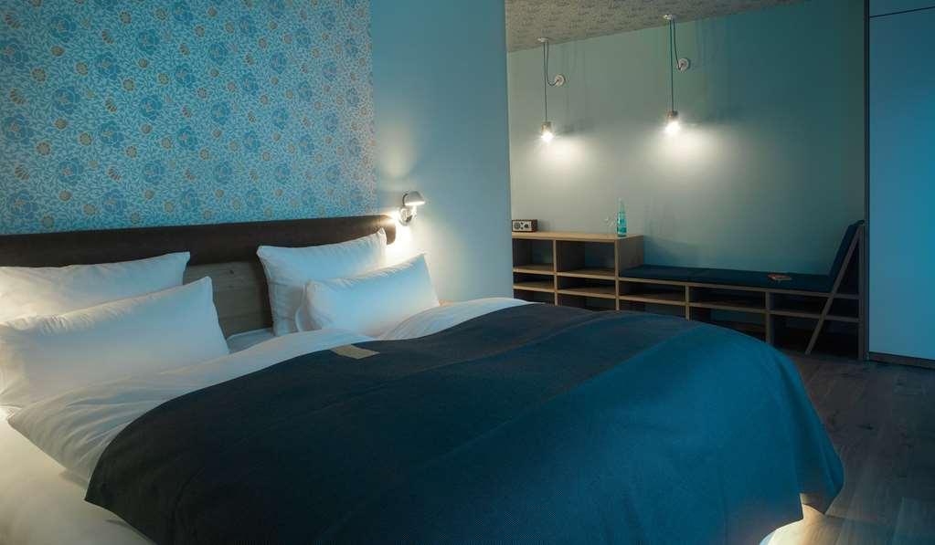 Hotel Gude Kassel Rum bild